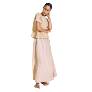 T-SHIRT CON PAILLETTES E TINTURA