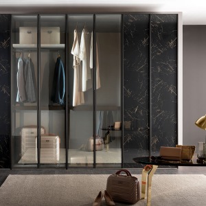 Evolution 04 wardrobe

 