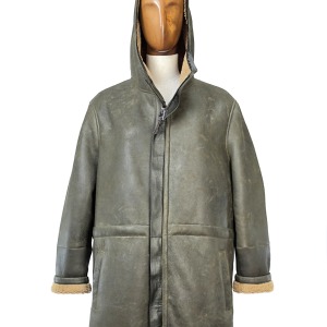 Parka Man in Shearling Verde Oliva with Cered Finish and Interior Natural Pelo