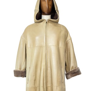 Beige Short Coat in Shearling Lucido with Hood and Wrap in Pelo